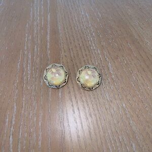 Vintage Gold Floral Clip On Earrings